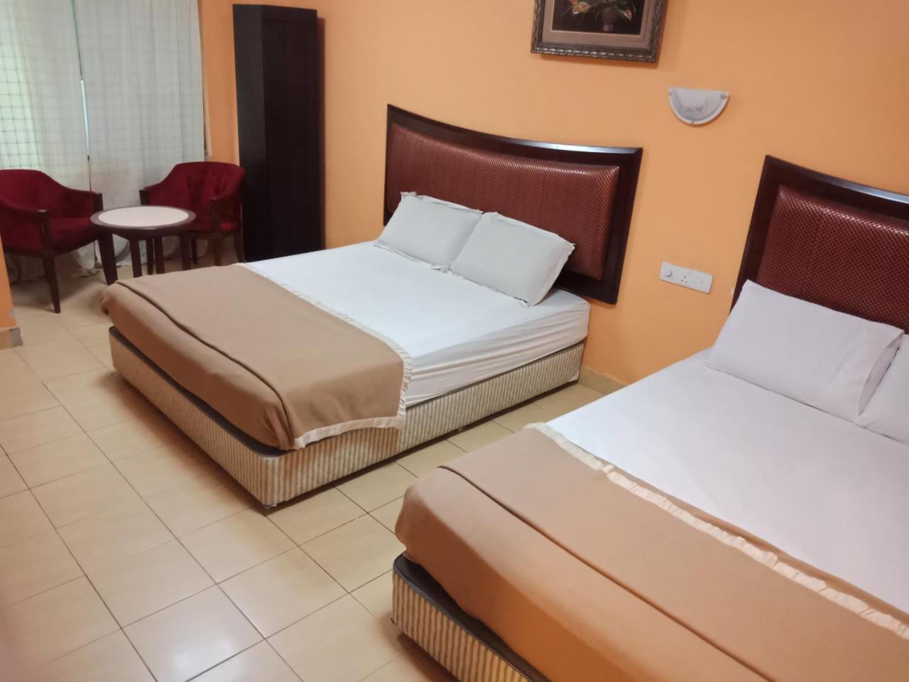 Hotel Times Inn Batu Caves Kepong Bagian luar foto